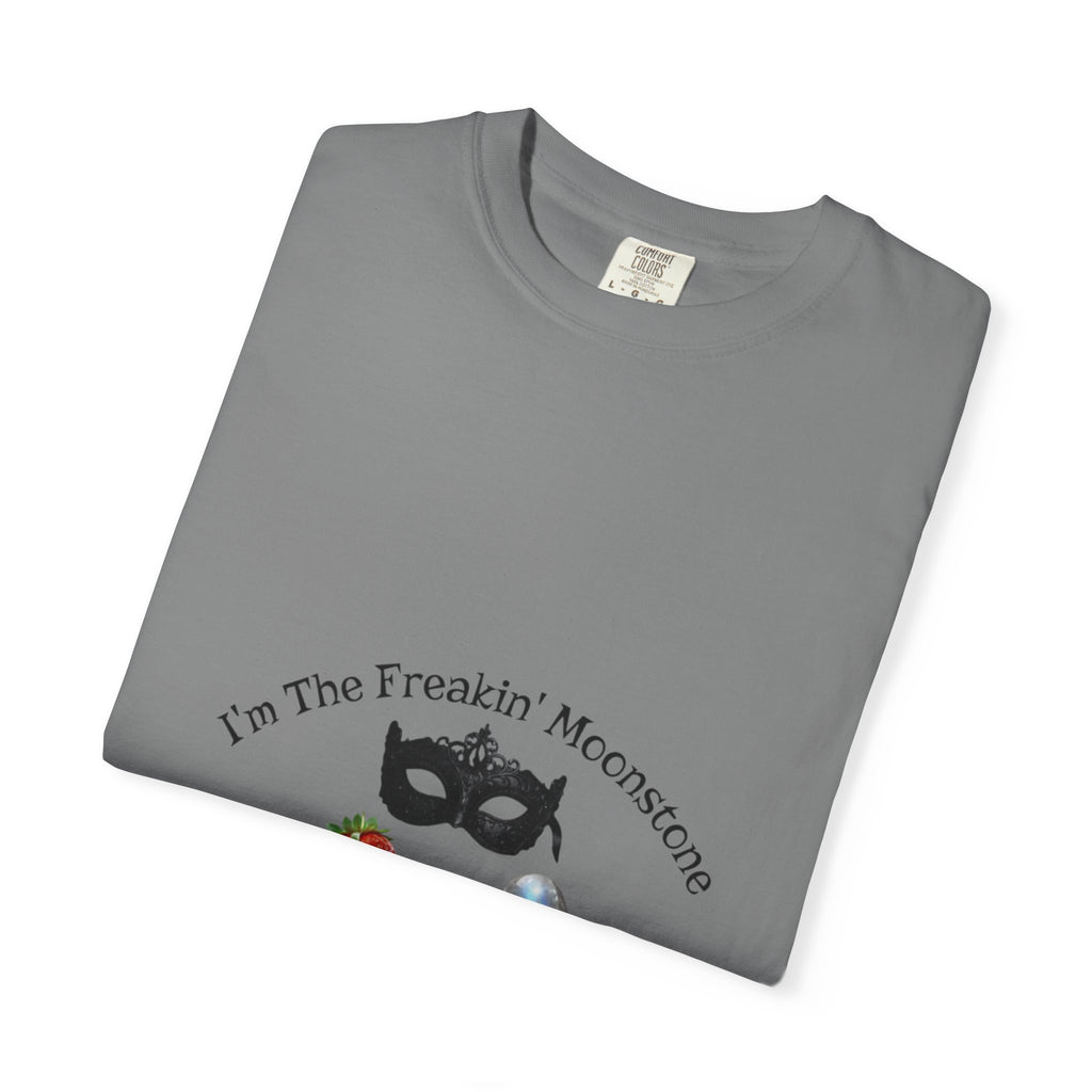Freakin' Moonstone mask strawberry pearl graphic T-shirt